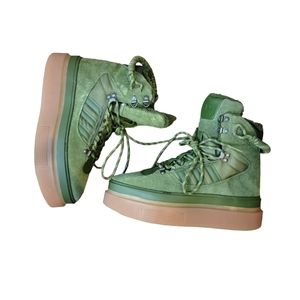 Ivy Park X Adidas Green Sherpa Platform Winter Boots Size 8 1/2